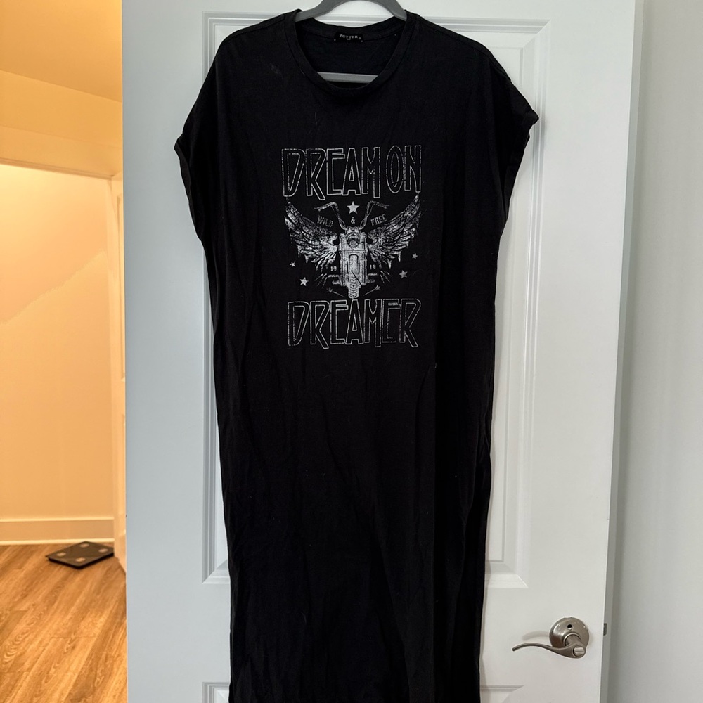 Black Graphic T-Shirt Dress
